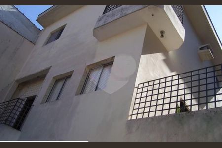 Casa à venda com 166m², 3 quartos e 8 vagas