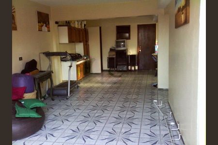 Casa à venda com 3 quartos, 220m² em Vila Sonia, São Paulo