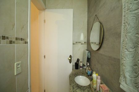 Casa de condomínio à venda com 140m², 4 quartos e sem vagaBanheiro da suíte 1