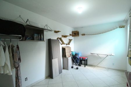 Casa de condomínio à venda com 140m², 4 quartos e sem vagaSuíte 3