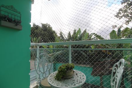 Casa de condomínio à venda com 140m², 4 quartos e sem vagaSuíte 2 - Varanda