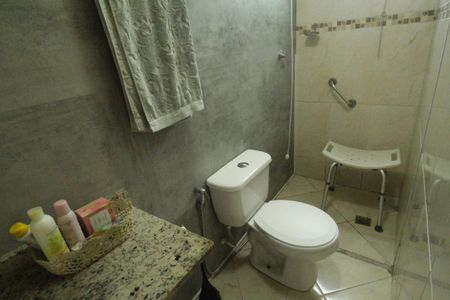 Casa de condomínio à venda com 140m², 4 quartos e sem vagaBanheiro da suíte 1