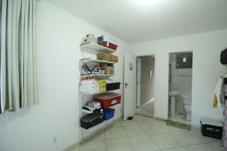 Casa de condomínio à venda com 140m², 4 quartos e sem vagaSuíte 3