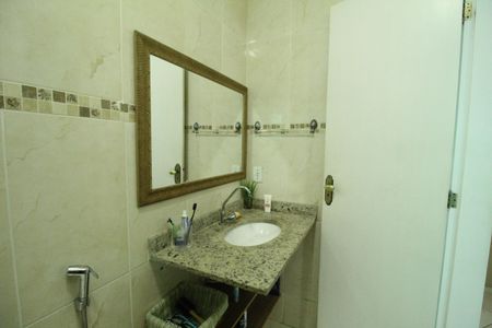 Casa de condomínio à venda com 140m², 4 quartos e sem vagaBanheiro da suíte 4