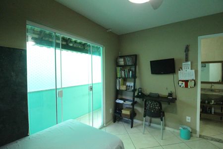 Casa de condomínio à venda com 140m², 4 quartos e sem vagaSuíte 4