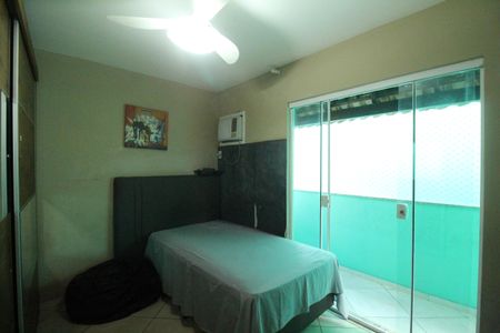 Casa de condomínio à venda com 140m², 4 quartos e sem vagaSuíte 4