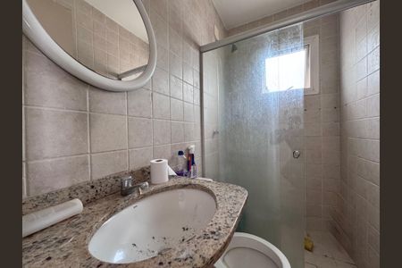 Casa à venda com 612m², 5 quartos e 4 vagasBanheiro de Serviço