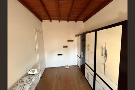 Casa à venda com 258m², 3 quartos e 2 vagasQuarto 2