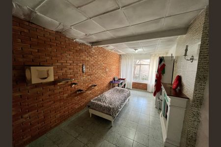 Casa à venda com 258m², 3 quartos e 2 vagasQuarto de Serviço