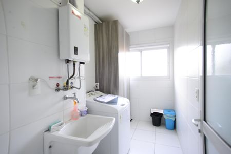 Apartamento à venda com 68m², 2 quartos e 1 vagaÁrea de Serviço