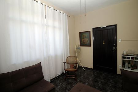 Apartamento à venda com 330m², 2 quartos e 3 vagasSala