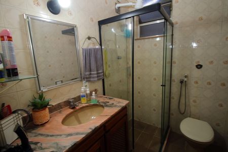Apartamento à venda com 330m², 2 quartos e 3 vagasBanheiro Social