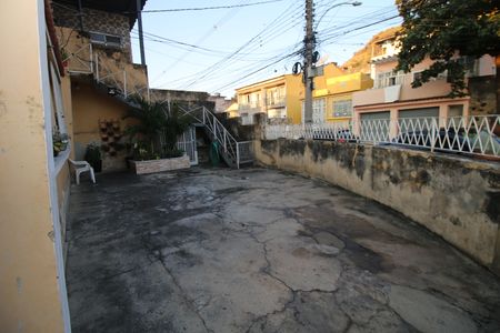 Apartamento à venda com 330m², 2 quartos e 3 vagasQuintal