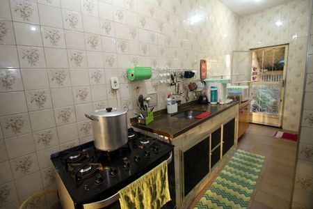 Apartamento à venda com 330m², 2 quartos e 3 vagasCozinha