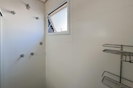 Studio para alugar com 45m², 1 quarto e 1 vaga Studio para alugar com 45m², 1 quarto e 1 vagaBanheiro