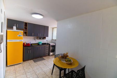 Apartamento à venda com 90m², 2 quartos e 1 vaga Apartamento à venda com 90m², 2 quartos e 1 vagaCozinha