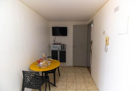 Apartamento à venda com 90m², 2 quartos e 1 vaga Apartamento à venda com 90m², 2 quartos e 1 vagaCozinha