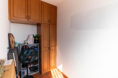 Apartamento à venda com 90m², 2 quartos e 1 vaga Apartamento à venda com 90m², 2 quartos e 1 vagaQuarto de Serviço