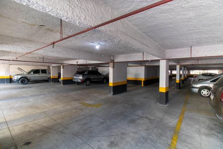 Apartamento à venda com 90m², 2 quartos e 1 vaga Apartamento à venda com 90m², 2 quartos e 1 vagaGaragem