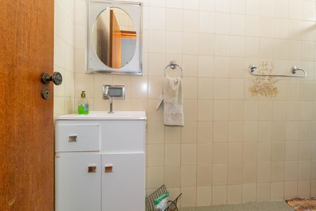 Casa à venda com 264m², 4 quartos e 6 vagasBanheiro da Suíte 