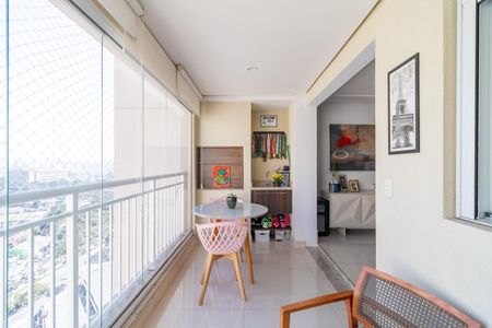 Apartamento para alugar com 90m², 2 quartos e 1 vagaVaranda