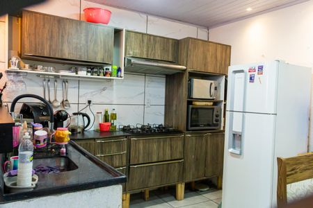 Casa para alugar com 80m², 2 quartos e 1 vaga Casa para alugar com 80m², 2 quartos e 1 vagaCozinha