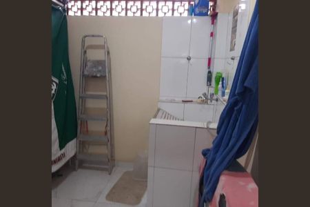 Casa à venda com 190m², 2 quartos e 5 vagas
