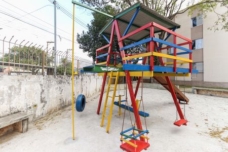 Apartamento à venda com 43m², 2 quartos e 1 vaga Apartamento à venda com 43m², 2 quartos e 1 vagaPlayground