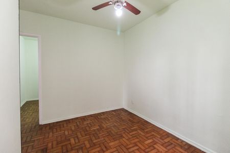 Apartamento à venda com 43m², 2 quartos e 1 vaga Apartamento à venda com 43m², 2 quartos e 1 vagaSala