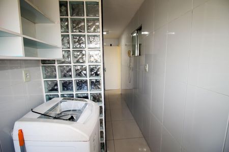 Apartamento à venda com 70m², 3 quartos e 1 vagaÁrea de Serviço