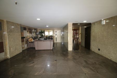 Apartamento à venda com 70m², 3 quartos e 1 vagaHall de entrada