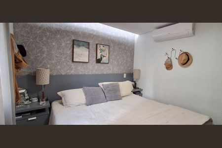 Apartamento à venda com 156m², 3 quartos e 2 vagas Apartamento à venda com 156m², 3 quartos e 2 vagasSuíte 1