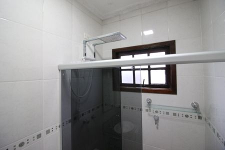 Casa à venda com 189m², 3 quartos e 5 vagasBanheiro da Suíte 1