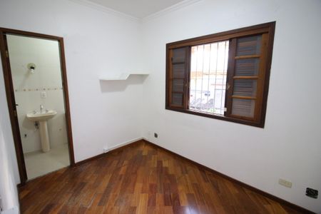 Casa à venda com 189m², 3 quartos e 5 vagasSuíte 2