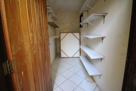 Casa à venda com 189m², 3 quartos e 5 vagasDespensa externa