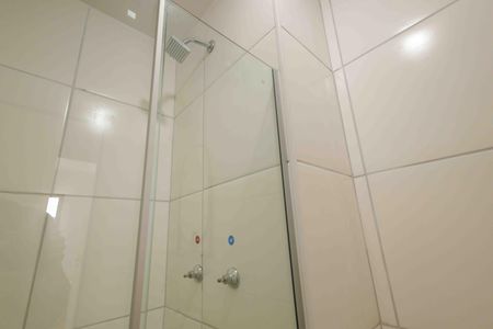 Apartamento para alugar com 48m², 2 quartos e 1 vaga Apartamento para alugar com 48m², 2 quartos e 1 vagaBanheiro