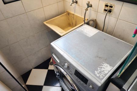 Apartamento à venda com 52m², 2 quartos e 1 vaga Apartamento à venda com 52m², 2 quartos e 1 vagaÁrea de Serviço