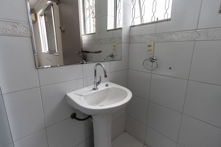 Casa à venda com 200m², 4 quartos e 2 vagasBanheiro da Suíte 1