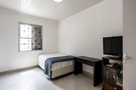 Casa à venda com 200m², 4 quartos e 2 vagasSuíte 2