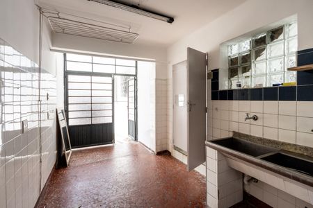 Casa à venda com 200m², 4 quartos e 2 vagasÁrea de Serviço