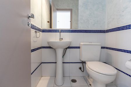 Casa à venda com 200m², 4 quartos e 2 vagasLavabo