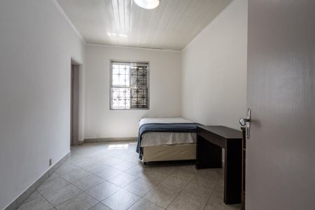 Casa à venda com 200m², 4 quartos e 2 vagasSuíte 2