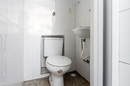 Casa à venda com 200m², 4 quartos e 2 vagasBanheiro de Serviço
