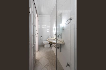 Casa à venda com 200m², 4 quartos e 2 vagasBanheiro da Suíte 3