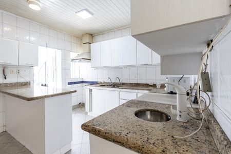 Casa à venda com 200m², 4 quartos e 2 vagasCozinha