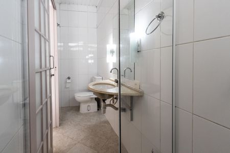 Casa à venda com 200m², 4 quartos e 2 vagasBanheiro da Suíte 3