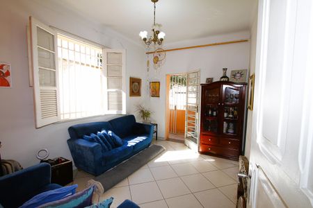 Casa à venda com 120m², 3 quartos e 1 vagaSala