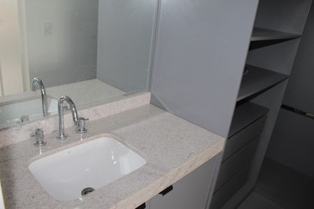 Apartamento à venda com 55m², 1 quarto e 1 vagaSuíte Banheiro