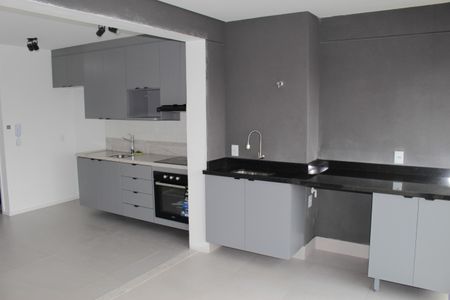 Apartamento à venda com 55m², 1 quarto e 1 vagaSala/Cozinha
