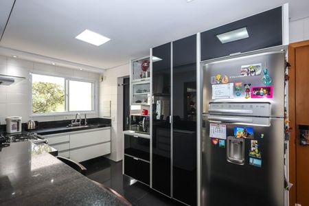 Apartamento à venda com 115m², 3 quartos e 2 vagas Apartamento à venda com 115m², 3 quartos e 2 vagasCozinha